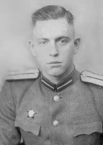  Лев Владимирович
